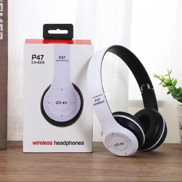 p47 headphones with cushioned ear pads