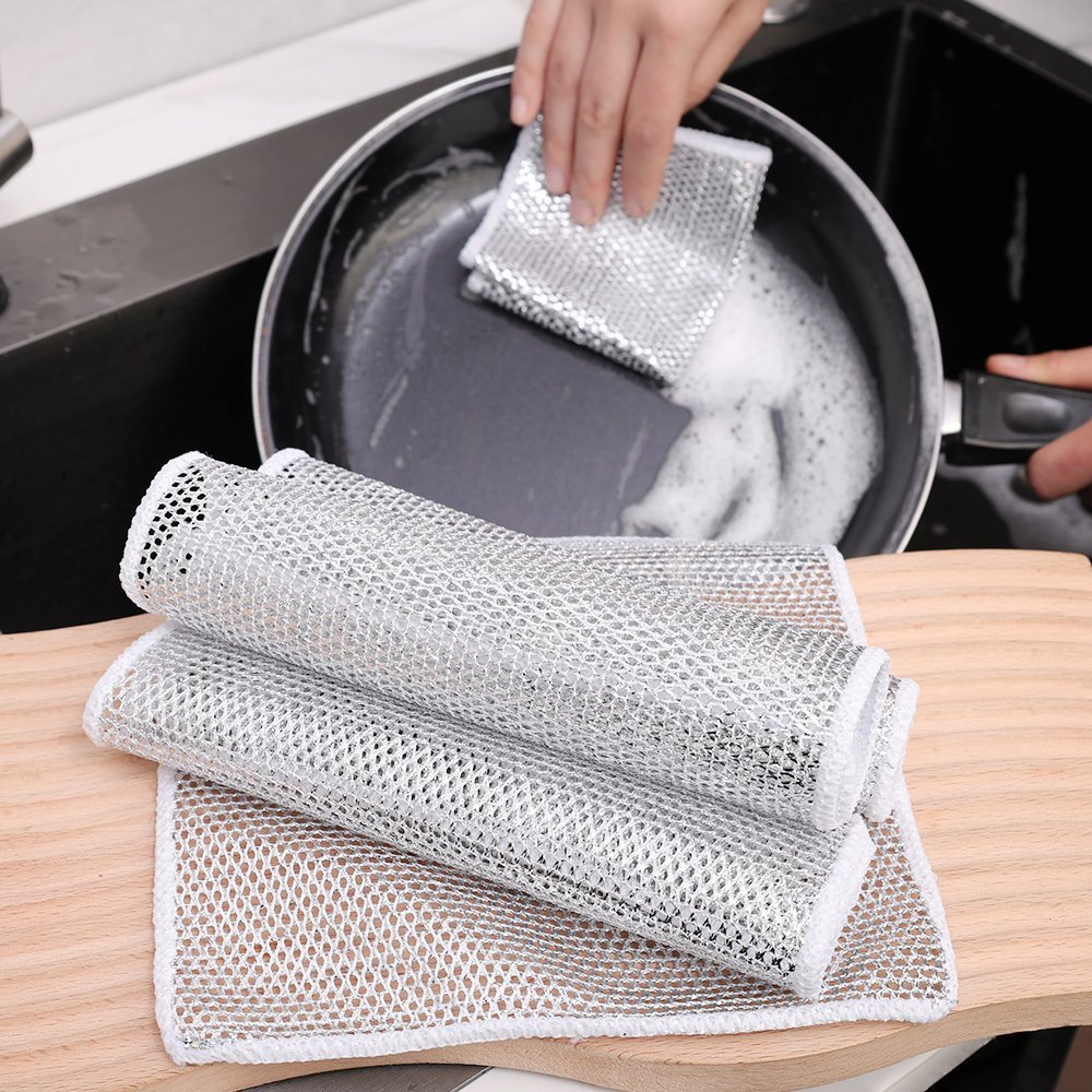 Silver wire cleaning cloth for kitchen utensils